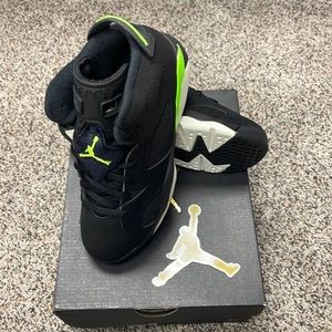 Brand New Jordan 6 Size 1.5 (PS) With Box, Sticker & Paper